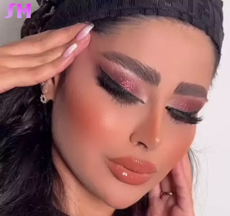 میکاپ اسموکی شاینو