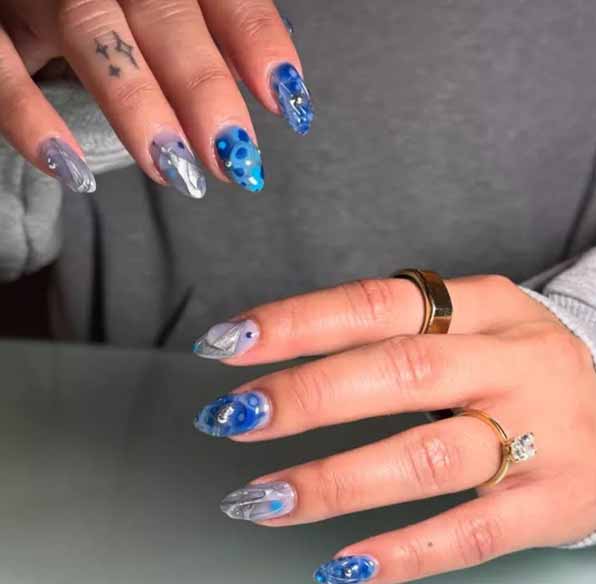 طراحی کروم نقره ای آبی و نقره ای 