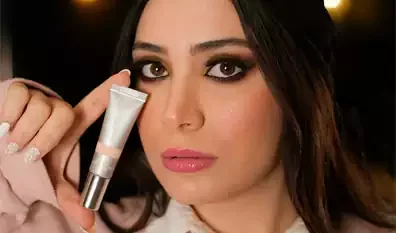 راهنمای انتخاب کانسیلر شیگلم | معرفی انواع رنگ و مدل‌ها 