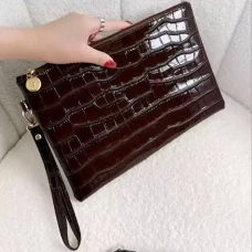 کیف چرم طرح کروکودیل